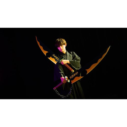 Demon Slayer: Kimetsu no Yaiba Nichirin Sword Tengen Uzui Proplica Prop Replica
Demon Slayer Bandai Tamashii Nations Prop Replicas. Item Number: BLFBAS63883a