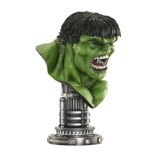 Marvel Legends in 3D Hulk 1:2 Scale Bust
Hulk Diamond Select Statues and Busts. Item Number: DC85248a