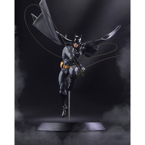 Batman
DC Direct DC Designer Series Batman by Dan Mora Resin Statue
Batman DC Direct Statues and Busts
Item Number: MF30239WNK