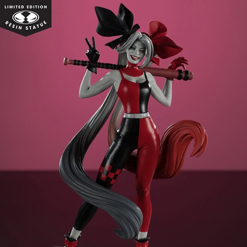 DC Direct Harley Quinn by Alex Garner Harley Quinn: Red, White, and Black 1:10 Scale Resin Statue
DC Direct Batman Statues. Item Number: MF30255WNK
