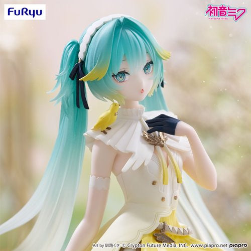 Vocaloid Hatsune Miku Canary Bird Noodle Stopper Statue
Vocaloid Furyu Statues and Busts
Item Number: SANSHP3431WNK