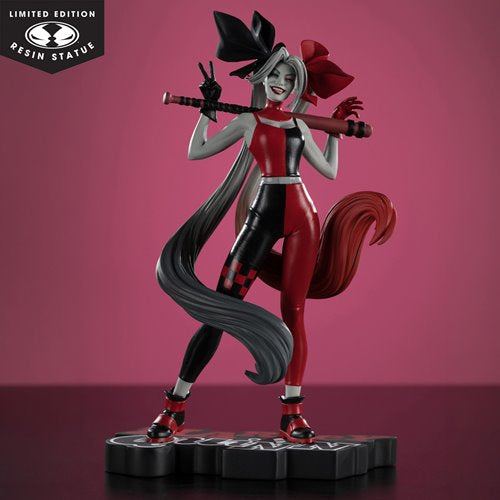DC Direct Harley Quinn by Alex Garner Harley Quinn: Red, White, and Black 1:10 Scale Resin Statue
DC Direct Batman Statues. Item Number: MF30255WNK