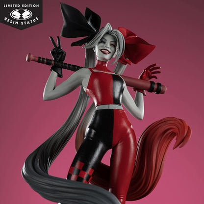 DC Direct Harley Quinn by Alex Garner Harley Quinn: Red, White, and Black 1:10 Scale Resin Statue
DC Direct Batman Statues. Item Number: MF30255WNK