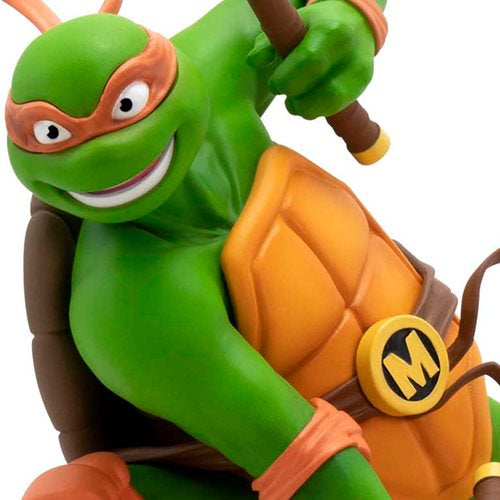 Teenage Mutant Ninja Turtle Michelangelo Super Figure Collection 1:10 Scale Figurine
Teenage Mutant Ninja Turtles Abysse America Statues and Busts. Item Number: ABYFIG096