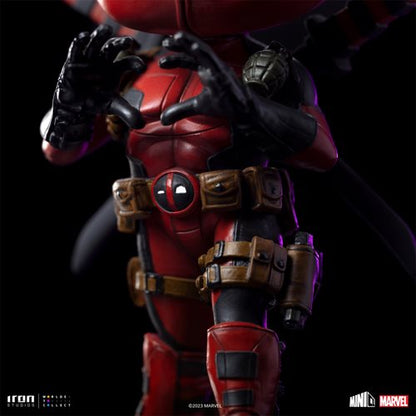 Deadpool MiniCo Vinyl Figure
Deadpool Iron Studios Vinyl Figures and Banks. Item Number: RN2964a