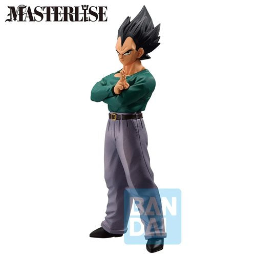 Dragon Ball Z Vegeta Dueling to the Future Masterlise Ichibansho Statue
Dragon Ball Ichibansho Statues and Busts. Item Number: BLFBAS65932