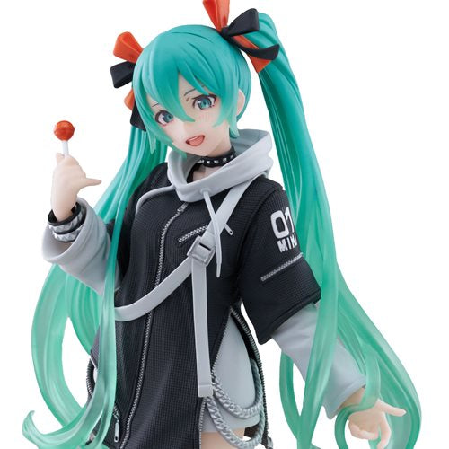 Vocaloid Fashion Hatsune Miku PUNK Version Statue
Vocaloid Taito Statues and Busts. Item Number: SAN4517675a