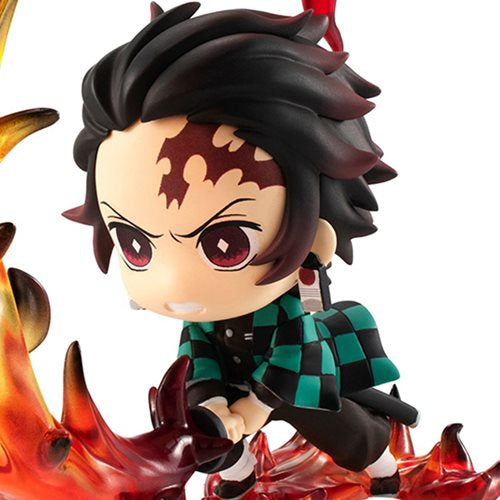 Demon Slayer: Kimetsu no Yaiba Tanjiro Kamado Fire Hold Mini-Figure
Demon Slayer Furyu Mini-Figures. Item Number: UTCFR40213a