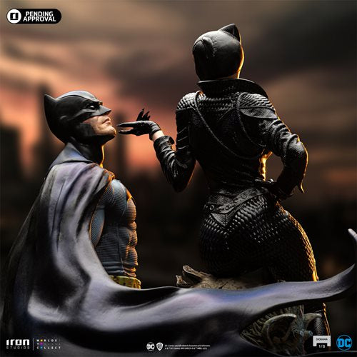 Batman and Catwoman Limited Edition 1:6 Scale Diorama Statue
Batman Iron Studios Statues and Busts. Item Number: RN55541a