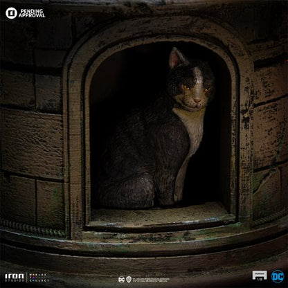 Batman and Catwoman Limited Edition 1:6 Scale Diorama Statue
Batman Iron Studios Statues and Busts. Item Number: RN55541a