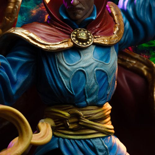 Dr. Strange Deluxe Limited Edition 1:10 Art Scale Statue
Doctor Strange Iron Studios Statues and Busts. Item Number: RN55992a