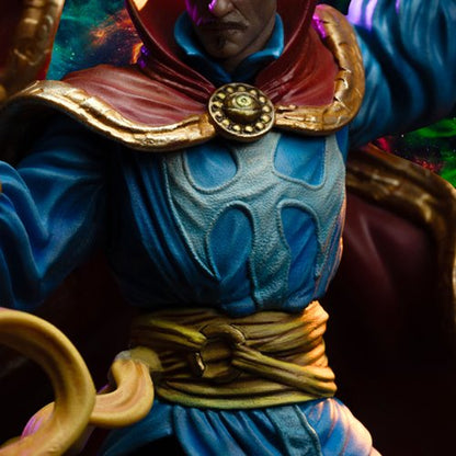 Dr. Strange Deluxe Limited Edition 1:10 Art Scale Statue
Doctor Strange Iron Studios Statues and Busts. Item Number: RN55992a