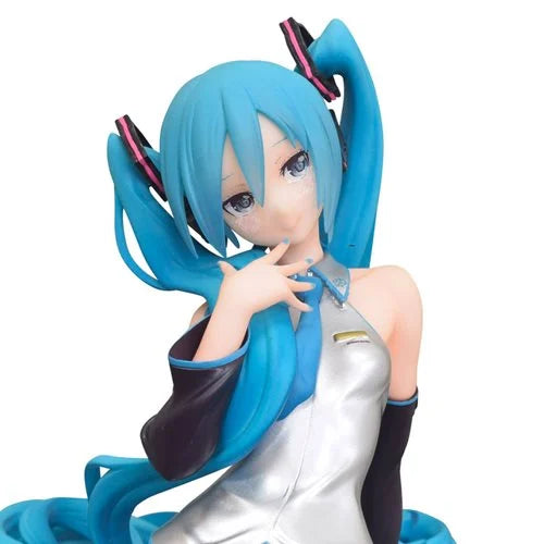 Vocaloid Hatsune Miku Kuroboshi Kouhaku Ver. Noodle Stopper Statue
Vocaloid Furyu Statues and Busts. UTCFR36678a
