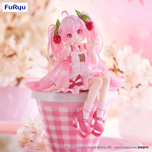 Vocaloid Sakura Miku 2025 Noodle Stopper Statue
Vocaloid Furyu Statues and Busts. Item Number: UTCFR36677a