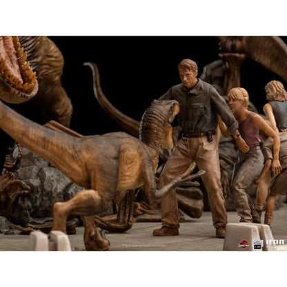 Jurassic Park The Final Scene Demi 1:20 Scale Diorama Statue
Jurassic Park Iron Studios Statues and Busts. Item Number: RN34829a