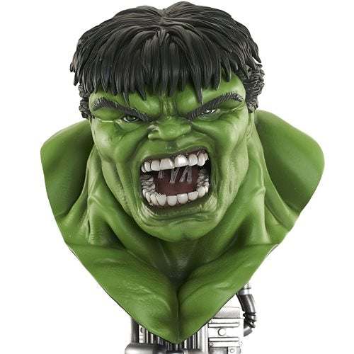 Marvel Legends in 3D Hulk 1:2 Scale Bust
Hulk Diamond Select Statues and Busts. Item Number: DC85248a