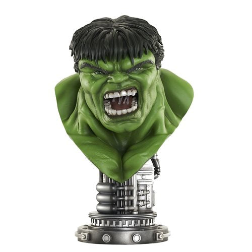 Marvel Legends in 3D Hulk 1:2 Scale Bust
Hulk Diamond Select Statues and Busts. Item Number: DC85248a