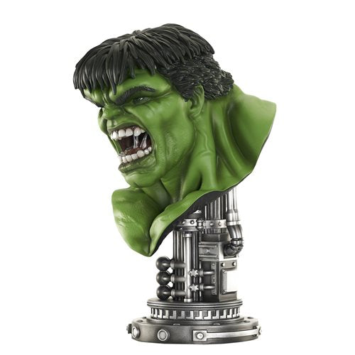 Marvel Legends in 3D Hulk 1:2 Scale Bust
Hulk Diamond Select Statues and Busts. Item Number: DC85248a