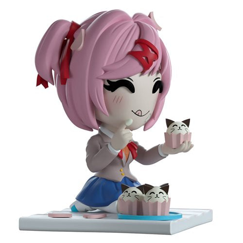 Doki Doki Literature Club! Collection Picnic Natsuki Vinyl Figure #5
Doki Doki Literature Club! Youtooz Vinyl Figures and Banks. Item Number: YT49116