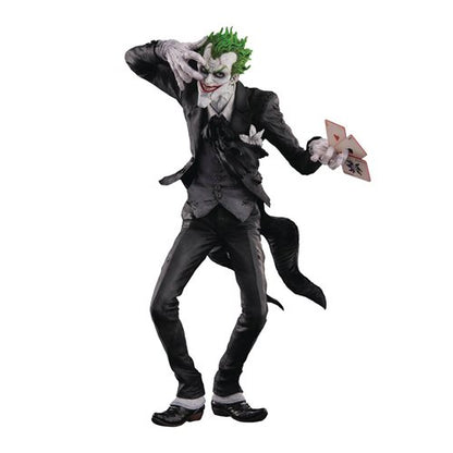 DC The Joker Killing Black Version 12-Inch Vinyl Statue - Previews Exclusive
Batman Union Creative Statues and Busts. Item Number: DC271311
