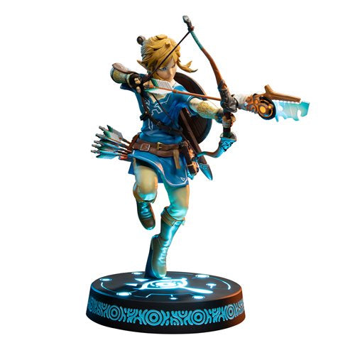 The Legend of Zelda: Breath of the Wild Link Collector's Edition Statue
The Legend of Zelda First 4 Figures Statues and Busts. Item Number: DH3009158