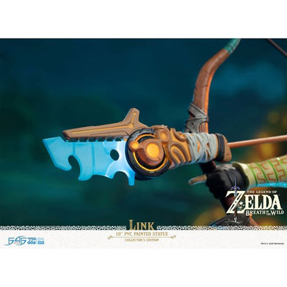 The Legend of Zelda: Breath of the Wild Link Collector's Edition Statue
The Legend of Zelda First 4 Figures Statues and Busts. Item Number: DH3009158