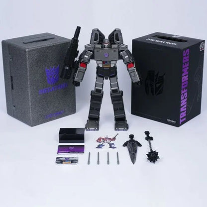 Transformers Megatron Flagship Auto-Converting Robot
Transformers Robosen Robotics Action Figures. Item Number: RRBWZTG1