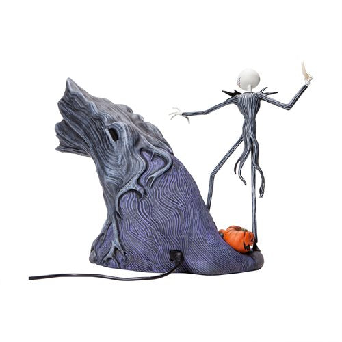 Nightmare Before Christmas Levitation Zero and Jack Skellington Grand Jester Studio Statue
The Nightmare Before Christmas Enesco Statues and Busts. Item Number: EN6005300