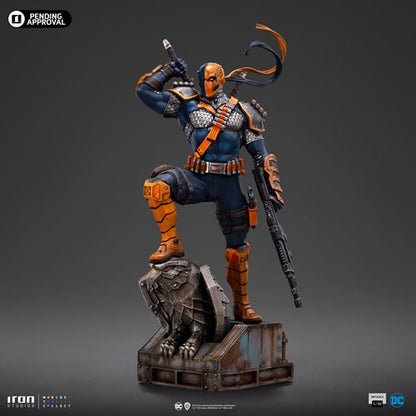 Deathstroke DC Comics Series #9 1:10 Art Scale Limited Edition Statue
DC Comics Iron Studios Statues and Busts. Item Number: RN57460a