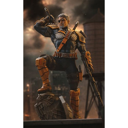 Deathstroke DC Comics Series #9 1:10 Art Scale Limited Edition Statue
DC Comics Iron Studios Statues and Busts. Item Number: RN57460a