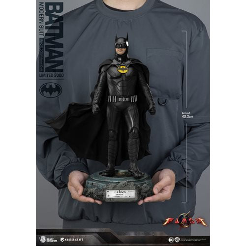 The Flash Movie Batman Modern Suit MC-071 DCEU Master Craft Statue
Batman Beast Kingdom Statues and Busts
Item Number: DC524349WNK