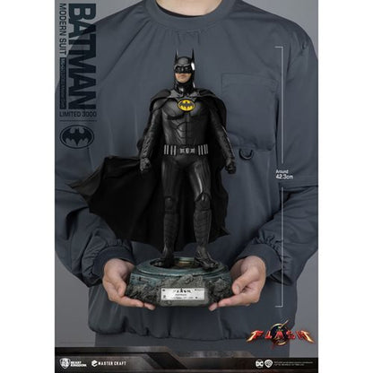 The Flash Movie Batman Modern Suit MC-071 DCEU Master Craft Statue
Batman Beast Kingdom Statues and Busts
Item Number: DC524349WNK