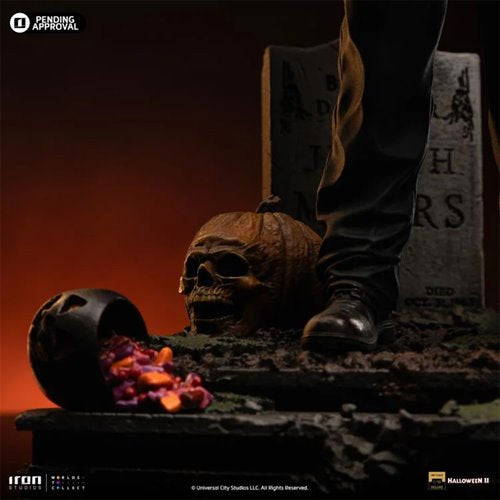Halloween II Michael Myers Deluxe 1:10 Art Scale Limited Edition Statue
Halloween Iron Studios Statues and Busts
Item Number: RN56794WNK
