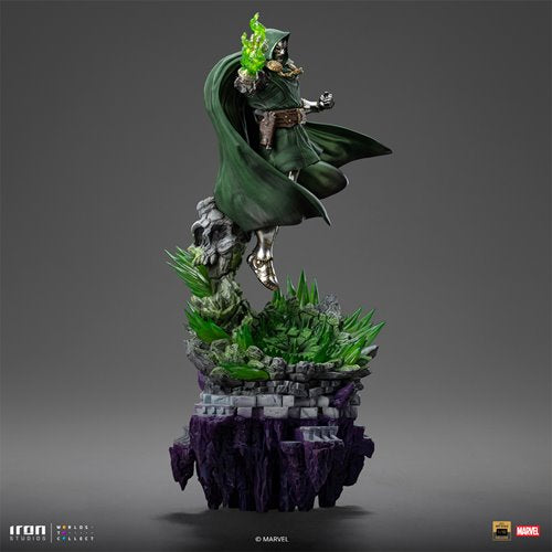Doctor Doom Infinity Gauntlet Battle Diorama Series 1:10 Deluxe Art Scale Limited Edition Statue
Fantastic Four Iron Studios Statues and Busts
Item Number: RN57682WNK