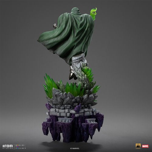 Doctor Doom Infinity Gauntlet Battle Diorama Series 1:10 Deluxe Art Scale Limited Edition Statue
Fantastic Four Iron Studios Statues and Busts
Item Number: RN57682WNK