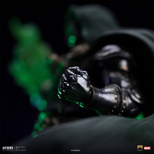 Doctor Doom Infinity Gauntlet Battle Diorama Series 1:10 Deluxe Art Scale Limited Edition Statue
Fantastic Four Iron Studios Statues and Busts
Item Number: RN57682WNK