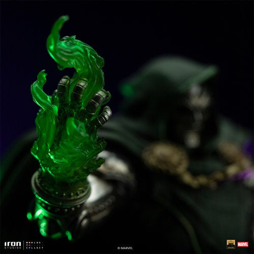 Doctor Doom Infinity Gauntlet Battle Diorama Series 1:10 Deluxe Art Scale Limited Edition Statue
Fantastic Four Iron Studios Statues and Busts
Item Number: RN57682WNK